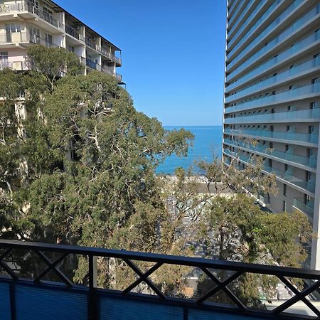 Apartment Near The Beach Batumi-Gonio Esterno foto