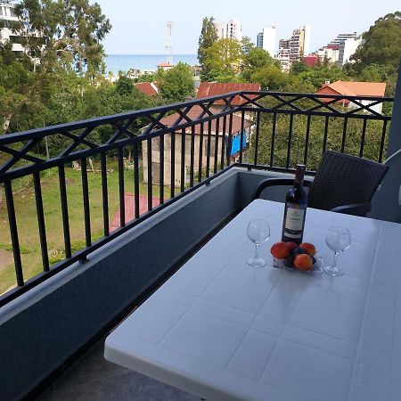 Apartment Near The Beach Batumi-Gonio Esterno foto