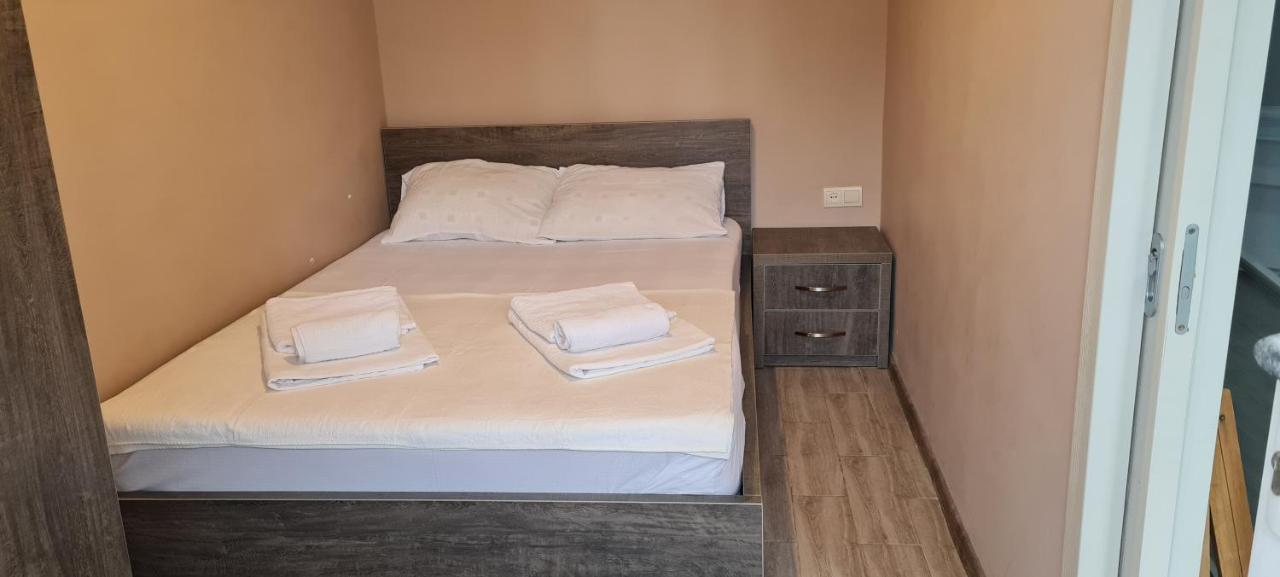 Apartment Near The Beach Batumi-Gonio Esterno foto