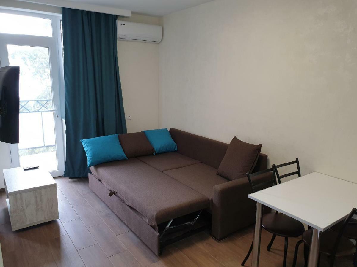 Apartment Near The Beach Batumi-Gonio Esterno foto
