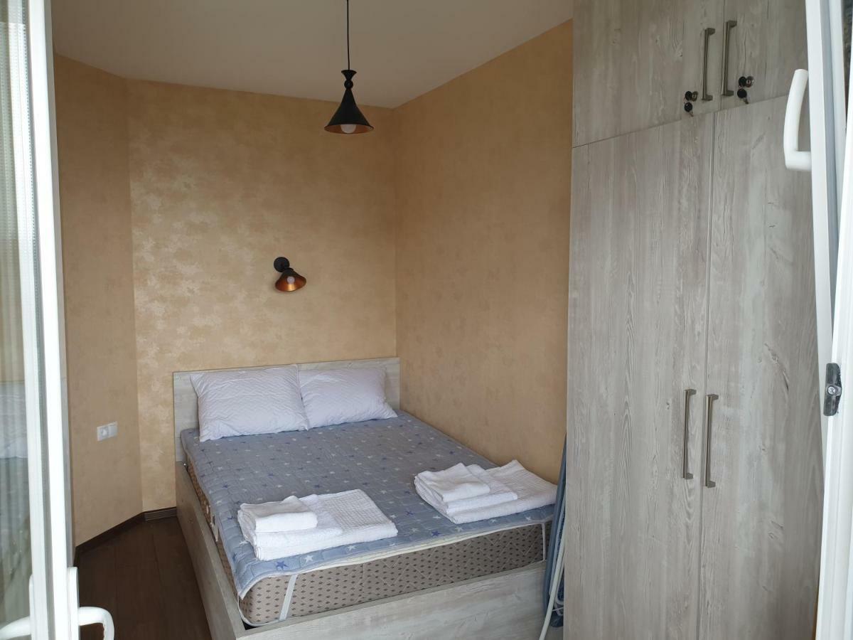 Apartment Near The Beach Batumi-Gonio Esterno foto